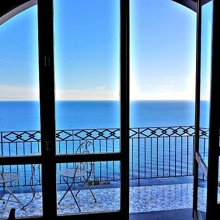 Casa Vacanza "Positano" A Furore Buitenkant foto